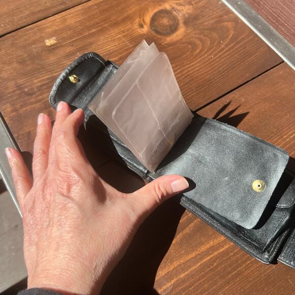 Vintage 90s Buxton Womens Black Leather Bifold Wallet Snap Closure Card Holders - Picture 7 of 12